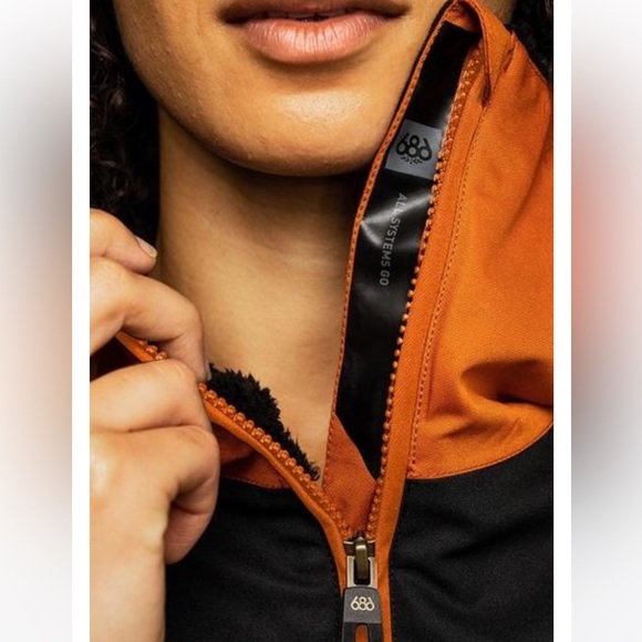 686 snow jacket - Picture 8 of 11